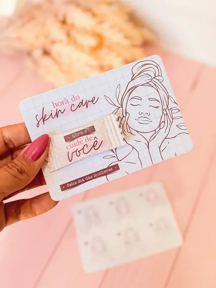 Máscara Facial Desidratada com Cartão - Dia da Mulher