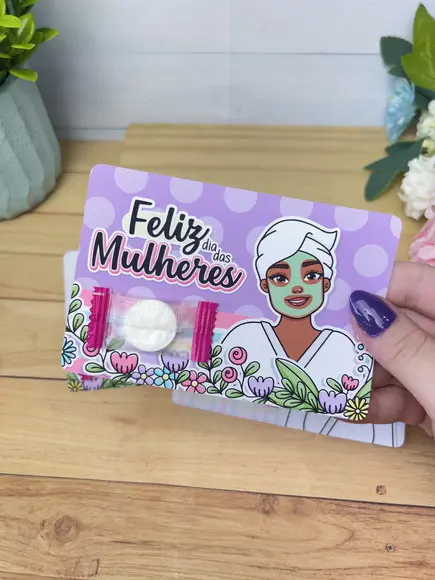 Máscara Facial Desidratada com Cartão - Dia da Mulher