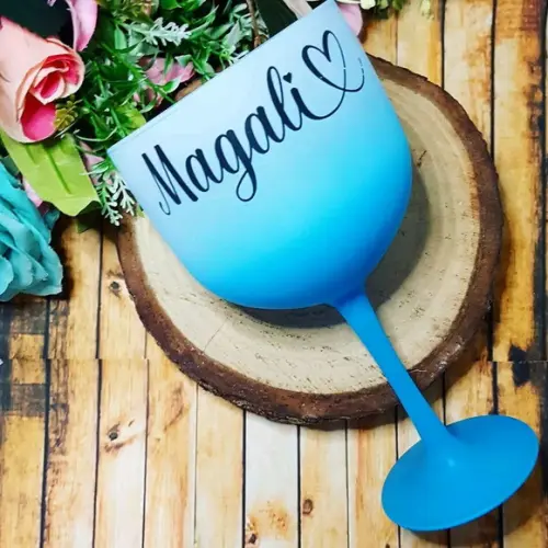 Taça de Gin Personalizada com Nome e Coração