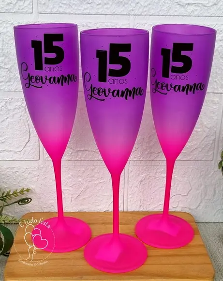 Taça Gin Personalizada 15 Anos