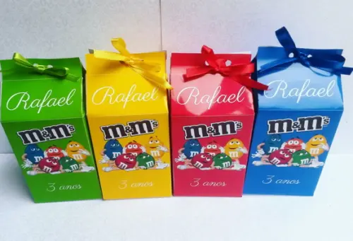 Caixa de Milk personalizada m&m
