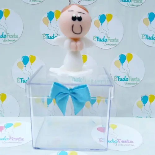 Caixinha acrílica personalizada batismo com anjo em biscuit