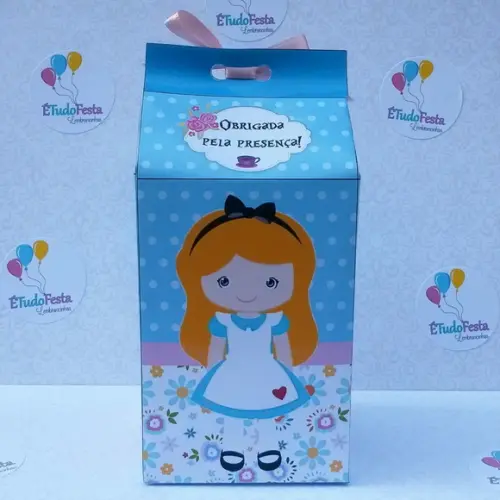 Caixinha de Milk personalizada Alice no País das Maravilhas
