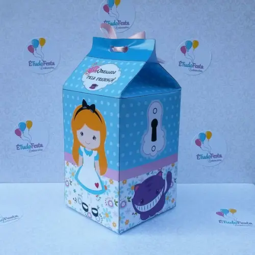 Caixinha de Milk personalizada Alice no País das Maravilhas