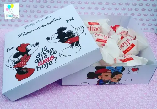 Caixinha personalizada Dia dos Namorados Mickey e Minnie
