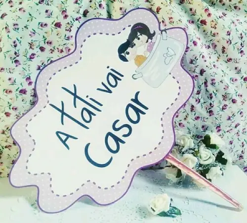 Plaquinha personalizada para foto chá de cozinha