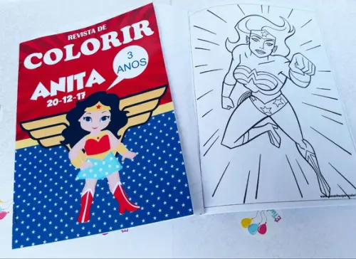 Revista para colorir personalizada Mulher Maravilha Cute