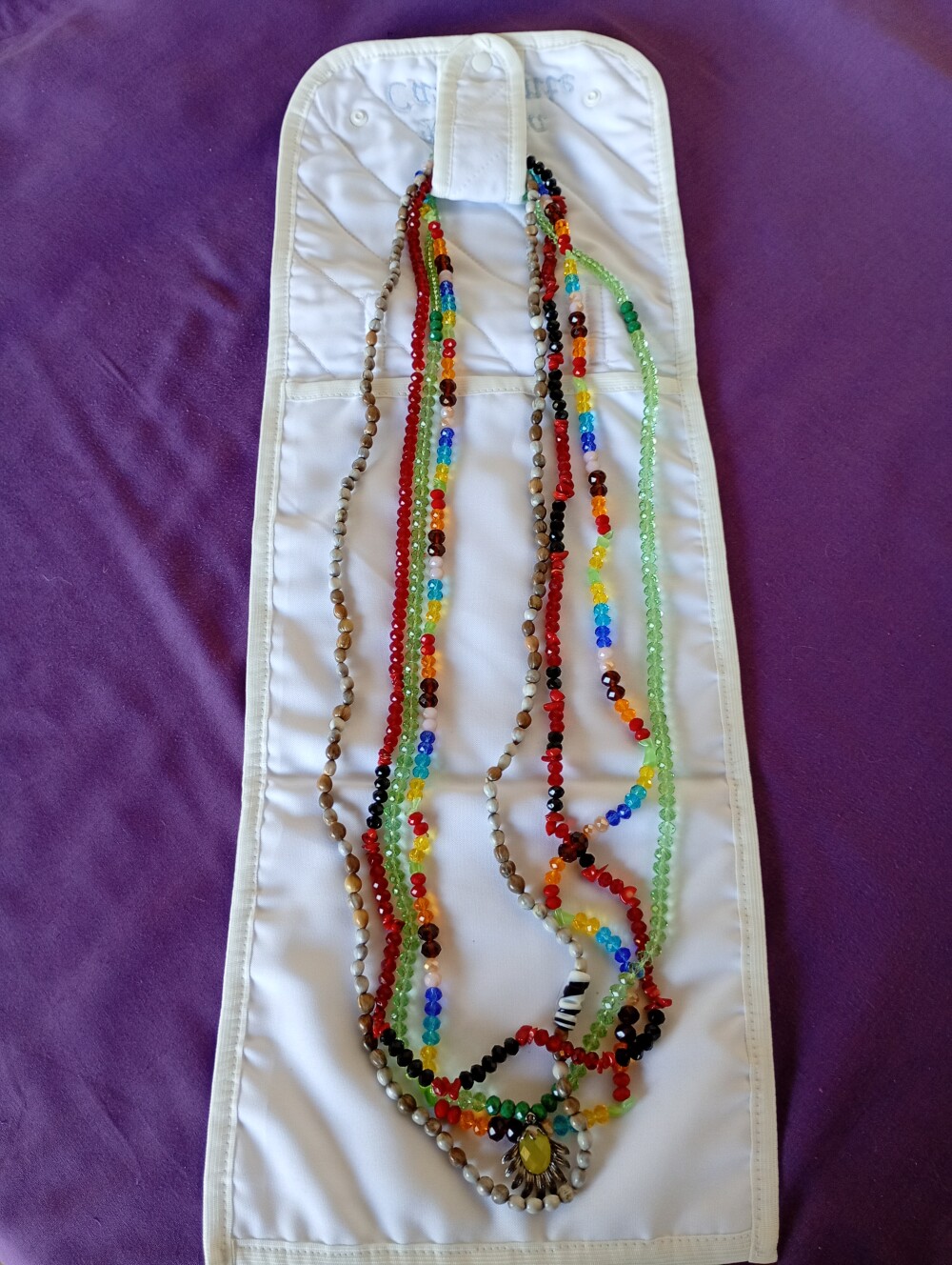 Bolsa para guias de umbanda e candomblé.