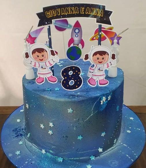 Topo de Bolo Astronauta Menina