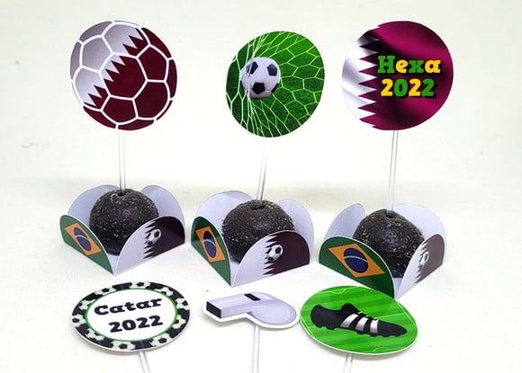 Kit Forminha + Toper Docinho Copa 2022= 60 Itens