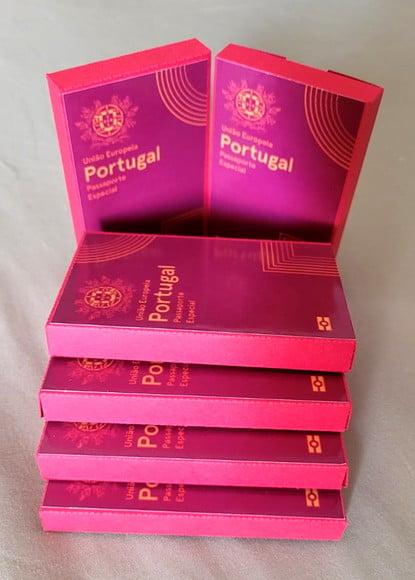 Kit Nº5 100 Caixas para Kit Kat Passaporte Português Viagem