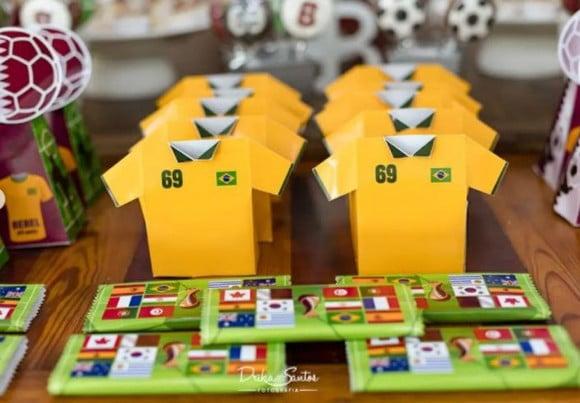 Caixa Camisa Amarela Seleção Futebol
