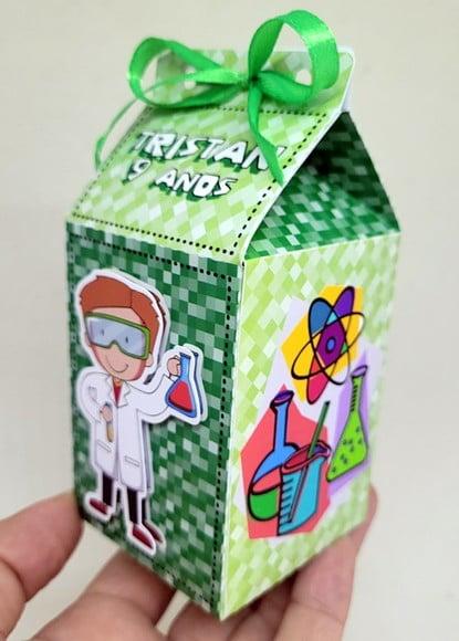 Kit 14 Caixas Milk Menino Cientista com Aplique 3d