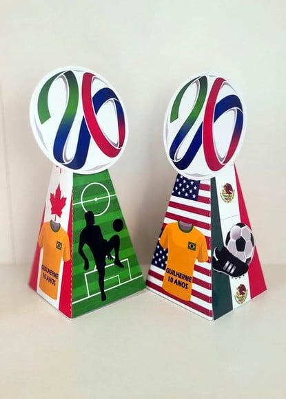 Kit 14 Caixas Pirâmide Copa 2026 com Aplique 3d