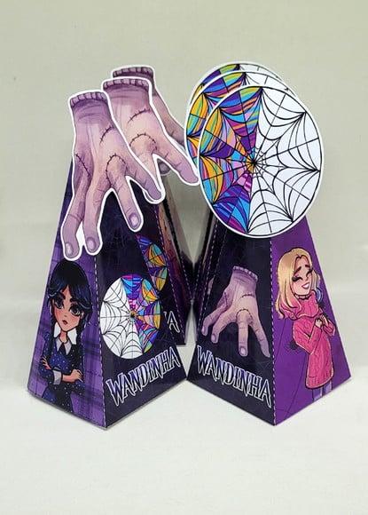Kit 14 Caixas Pirâmide Wandinha com Aplique 3d