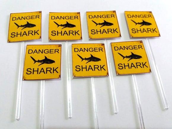 Kit 40 Toper para Docinho Tubarão Danger Shark