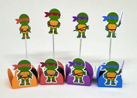 Kit com 60 Itens Forminhas e Toper Docinhos Tartarugas Ninja