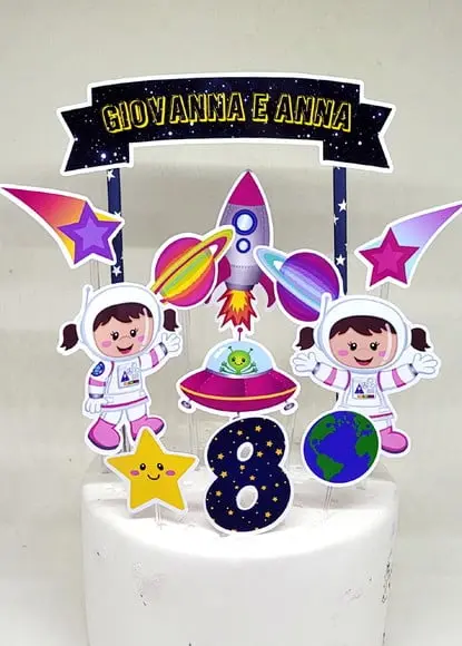 Topo de Bolo Astronauta Menina