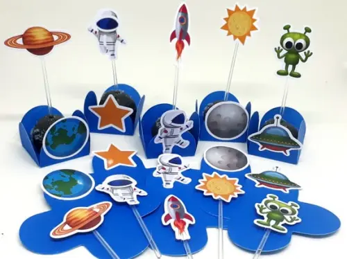Kit forminhas + Toper Docinhos c/ 60 itens Astronauta