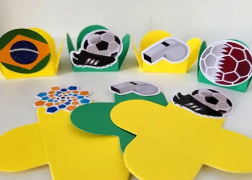 Kit Forminhas para Docinhos Copa 2022