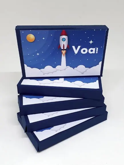 Kit Nº1 20 Caixas Kit Kat Astronauta