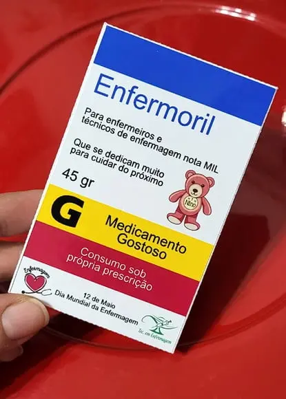 Kit 20 Caixas para Kit Kat Dia Mundial da Enfermagem - Enfermeiro