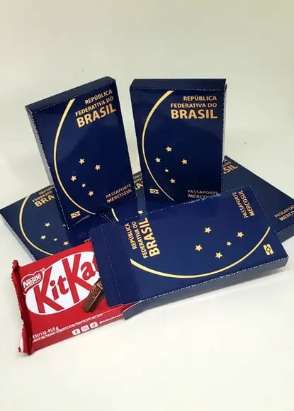Kit Nº2 30 Caixas para Kit Kat Passaporte Brasil Viagem