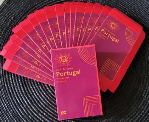 Kit Nº3 40 Caixas para Kit Kat Passaporte Português Viagem