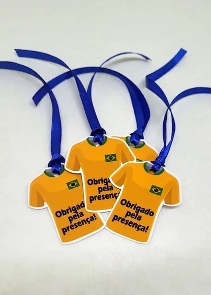 Tag de Agradecimento Camisa do Brasil com Fita de Cetim