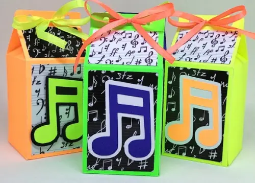 Kit 12 Caixas Milk Neon Nota Musical com Aplique 3d