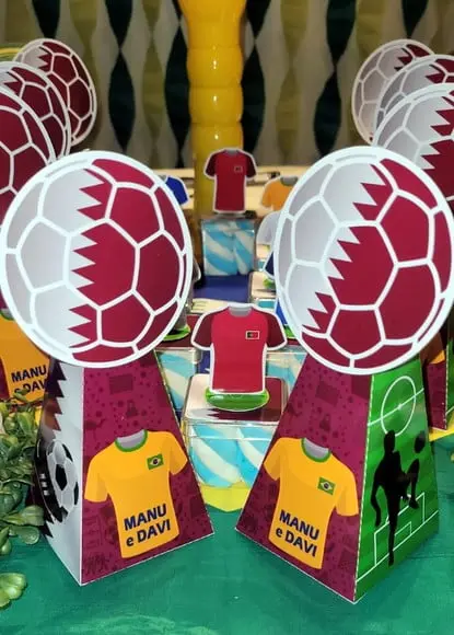 Kit 14 Caixas Pirâmide Copa 2022 com Aplique 3d
