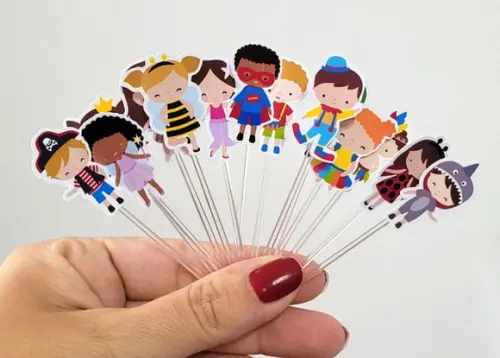 Kit com 60 Itens Forminhas e Toper Bloquinho Carnaval