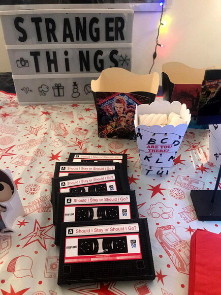 Kit 30 Caixas para Kit Kat Stranger Things