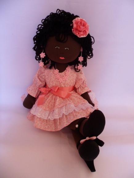 Boneca de pano grande Negra