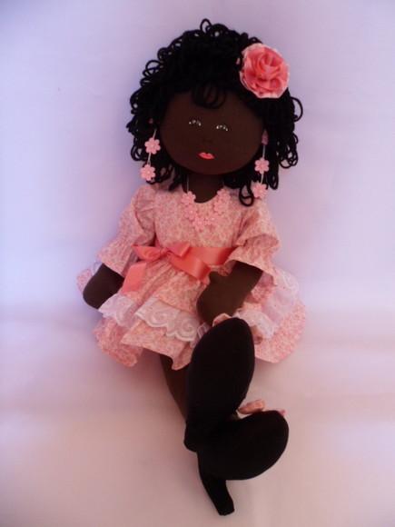 Boneca de pano grande Negra