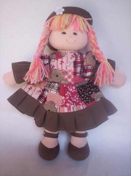 Boneca de pano menina