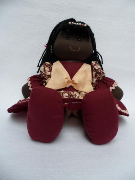 Boneca de Pano negra