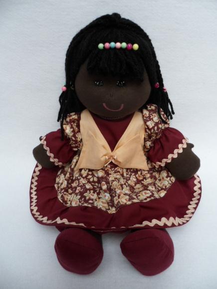 Boneca de Pano negra