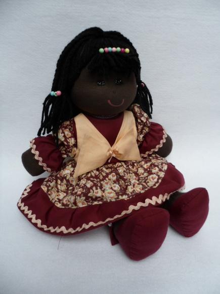 Boneca de Pano negra