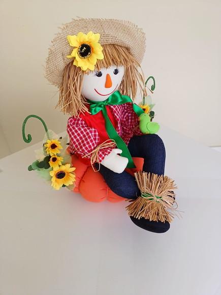 Espantalho Boneco de Pano na Abóbora