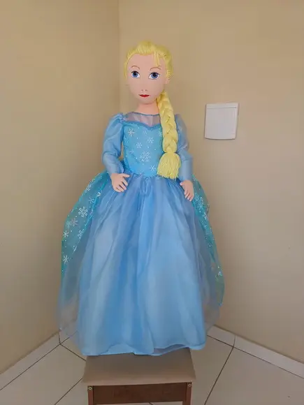 Boneca de Pano Frozen Articulada 1 m e 30cm Decoração Festas