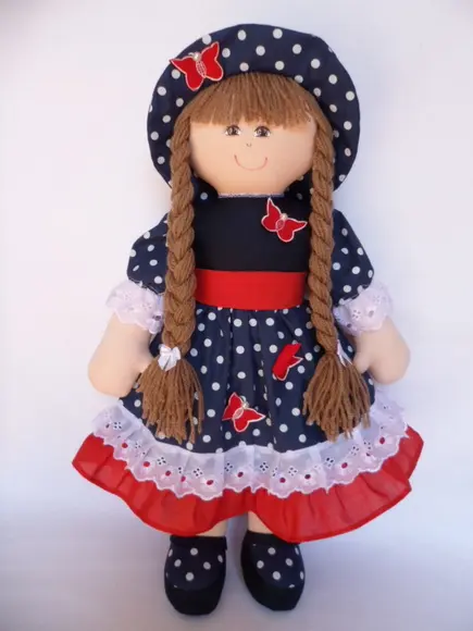 Boneca de pano grande