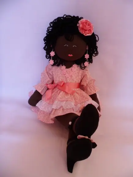 Boneca de pano grande Negra