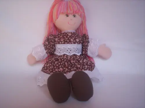 Boneca de pano menina