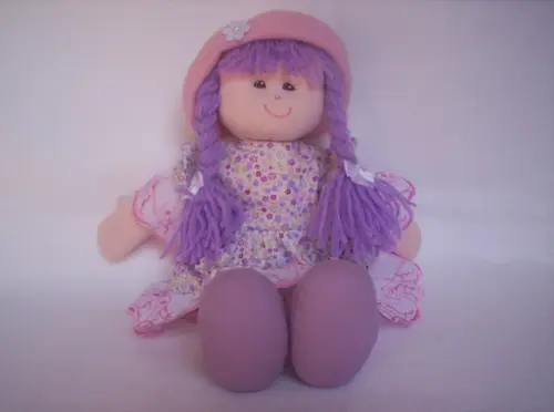 Boneca de Pano Menina Pequena