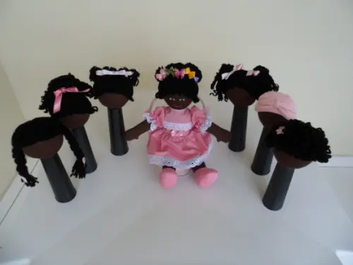 Bonecos de Pano Familia Pedagógica Negra