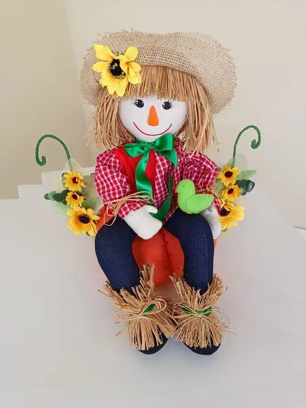 Espantalho Boneco de Pano na Abóbora
