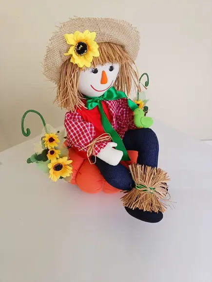 Espantalho Boneco de Pano na Abóbora