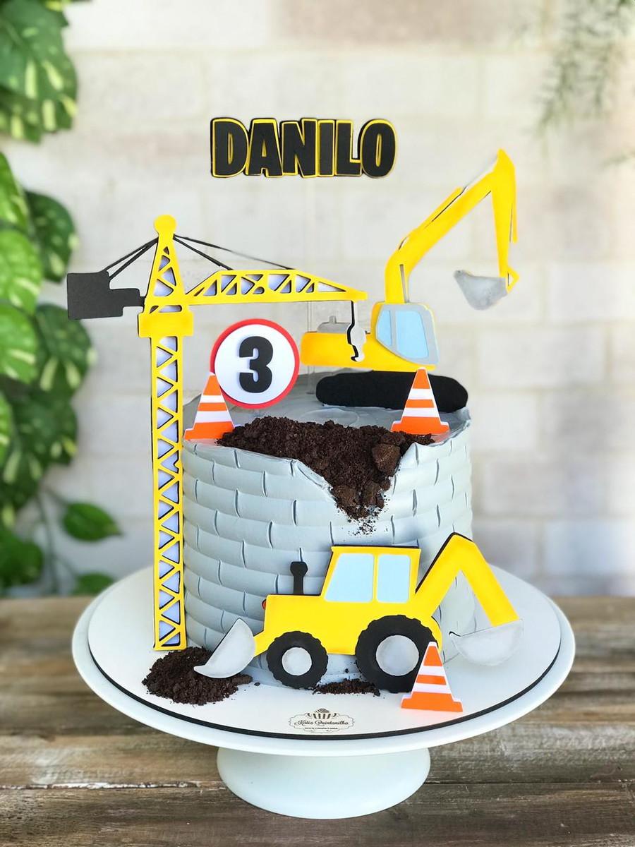 Topo de bolo Construção em camadas