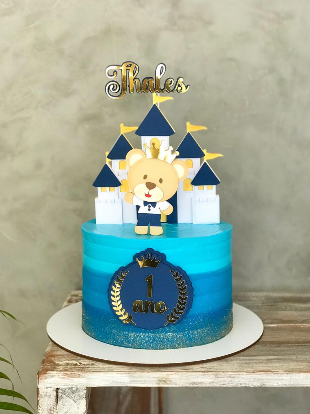Topo de bolo Urso Príncipe em camadas